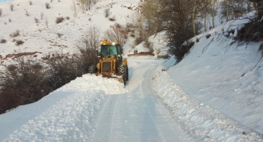 Giresun İl Özel İdaresi, Zorlu Kış Şartlarında Karla Mücadeleyi Sürdürüyor