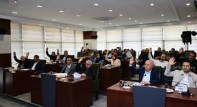 Giresun'un O İlçesinde Dolmuş Fiyatlarının Artış Talebi Kabul Edildi, Su Tarifesi İndirimi Komisyona Gitti