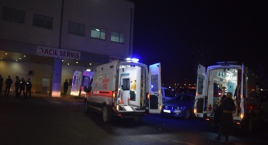 Kızlar arasında bıçaklı kavga: 2 yaralı