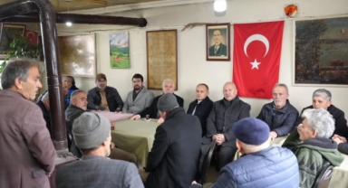 Piraziz Belediye Başkanı Ayyıldız ve Giresun Milletvekili Elmas Vatandaşlarla İstişarelerde Bulundu