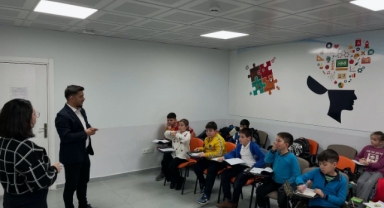 Piraziz Gençlik Merkezi arı gibi çalışıyor