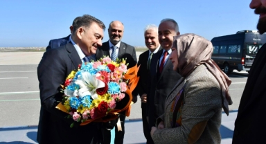 AK Parti Mali ve İdari İşlerden Sorumlu Genel Başkan Yardımcısı Öğütken, Ordu-Giresun Havalimanı'nda Karşılandı