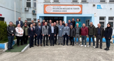 Başkan Can'dan Bulancak Meslekî ve Teknik Anadolu Lisesi'ne Ziyaret: Eğitimde Yeni Hedefler Görüşüldü