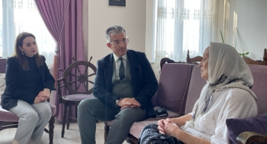 Giresun’da ‘Aile Yılı’ ziyaretleri sürüyor: Müdür Modaoğlu 55 yıllık evliliği kutladı