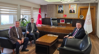 Giresun İl Genel Meclisi Başkanı Şahin ve İl Genel Meclis Üyesi Fuat Yurt, Milli Eğitim Müdürü Tokgöz’ü Ziyaret Etti