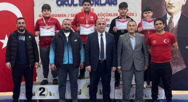 Giresun'lu Güreşçilerden Başarı