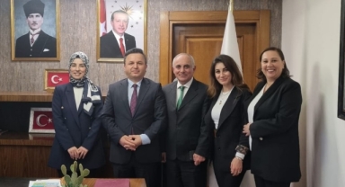 Giresun Millî Eğitim Müdürü Özgür Tokgöz, Dijital Vatandaşlık ve STEM Projeleri Ekibini Ağırladı