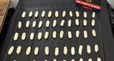 Gümüşhane'de bağırsaklarında uyuşturucu madde bulunan İran uyruklu şüpheli tutuklandı