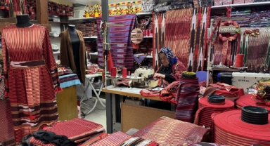 Karadeniz'in yöresel ‘Keşan bezi’ kına gecelerinde kadınların tercihleri arasında yer alıyor