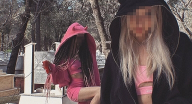 Mezarlıkta yaptıkları paylaşımları ile tepki çekmişlerdi: 5 gün önce yurtdışına çıkmışlar