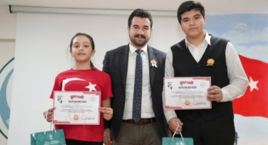 Piraziz Belediye Başkanı Ayyıldız, İstiklal Marşı’nın Kabulü ve Mehmet Akif Ersoy’u Anma Programına Katıldı