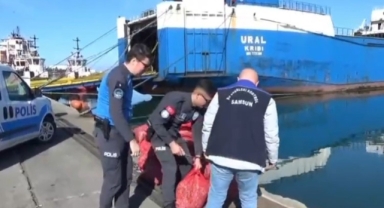 Samsun’da 1 ton 180 kilo kaçak midye ele geçirildi