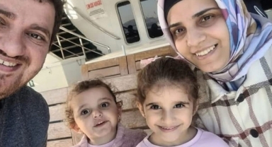 Baba ve 2 kızının hayatını kaybettiği facianın ardından yürek yakan kare