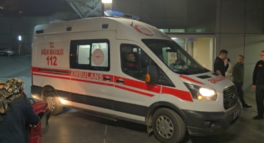 Balkondan düşen 3 yaşındaki çocuk ağır yaralandı