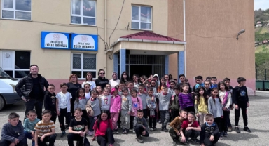 Espiye’de Köy Okulunda 23 Nisan Sevinci: Gönüllü Kuaförlerden Anlamlı Hizmet