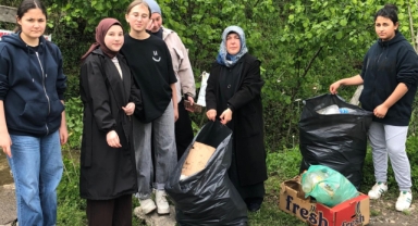 Espiye'de Öğrencilerden Örnek Davranış: Çevre Temizliği Yaptılar