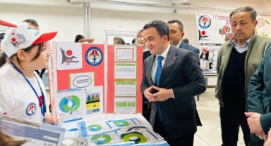 Espiye Kaymakamı Ahmet Kavanoz, TÜBİTAK 4006 Bilim Fuarı'na Katıldı