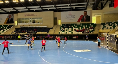 Genç Kızlar Hentbol Türkiye Şampiyonası Giresun’da Başladı