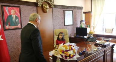 Giresun Üniversitesi’nde 23 Nisan Temsili Devir Töreni Yapıldı