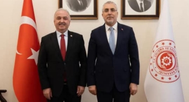 Milletvekili Temür’den, Bakan Işıkhan’a Ziyaret: Giresun’a yönelik çalışmalar değerlendirildi