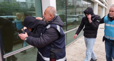 Okulda öğretmeni darp eden 2 kişi adliyeye sevk edildi