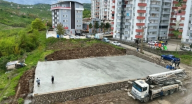 Piraziz’de Spor Yatırımları Devam Ediyor: Yeni Mahalle’ye Basketbol ve Voleybol Sahası Yapılıyor