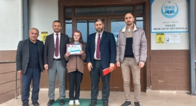 Piraziz İmam Hatip Ortaokulu Öğrencisi Zeynep Naz Bay, Giresun İl İkincisi Oldu