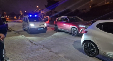 Polisi gören geri manevra yaparak kaçtı