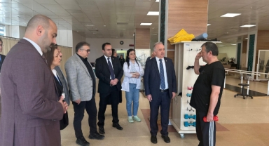 AK Parti Giresun Milletvekili Temür'den, Fizik Tedavi Merkezine Destek Ziyareti
