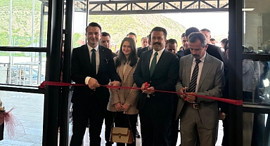 Alucra Halk Eğitim Merkezi'nden Yıl Sonu Sergisi: El Emeği Göz Nuru Ürünler Sergilendi