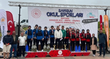 Espiye Şehit Cengiz Sarıbaş MTAL’den Raftingte Çifte Başarı