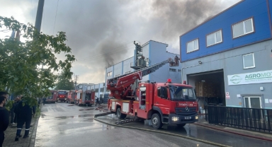 Fabrika yangını korku dolu anlar yaşattı