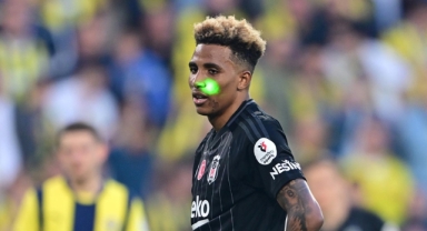 Fenerbahçe-Beşiktaş derbisinde futbolcuya lazer tutan taraftara spordan men cezası