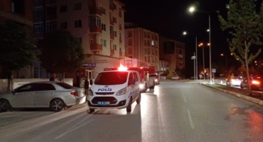 Genç kızın intihar girişimini polis engelledi