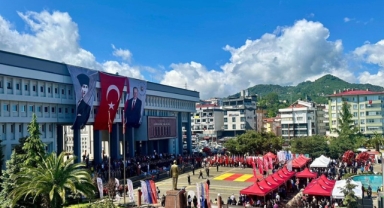 Giresun’da 19 Mayıs Coşkusu: Gençlik ve Spor Bayramı Görkemli Etkinliklerle Kutlandı
