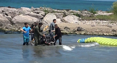Giresun'da 19 Mayıs gösterisinde paramotor kazası: 1 yaralı