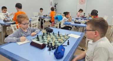 Giresun’da Düzenlenen Gençlik Haftası Satranç Turnuvası Heyelan Dolu Karşılaşmalarla Sona Erdi