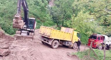 Giresun’da Toprak Kaymalarına Hızlı Müdahale: Ulaşım Yeniden Sağlandı