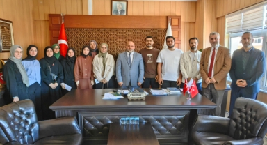 Giresun’da Umre Ödüllü Bilgi Yarışması: Üniversite Birincileri Ödüllerini Aldı