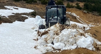 Giresun’da Yayla Yolları Açılıyor: Yağlıdere, Üçtepe Belediyeleri ve İl Özel İdare Ekiplerinden Yoğun Mesai