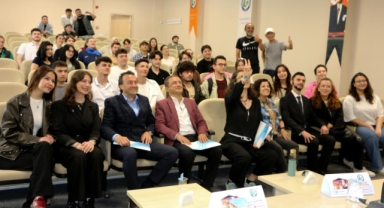 Giresun Üniversitesi’nde “Hayat Bir Maraton: Koşmaya Var Mısın?” Söyleşisi Yoğun İlgi Gördü