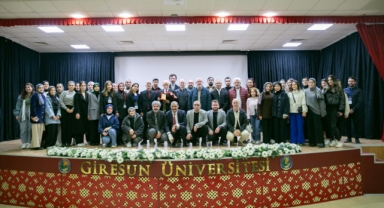 Giresun Üniversitesi’nde “Hoca Ahmet Yesevi Külliyesi Restorasyonu” Konferansı Düzenlendi