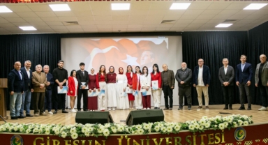 Giresun Üniversitesi’nde ‘Türk Şiirinin Gür Sesi’ Şiir Dinletisine Büyük İlgi
