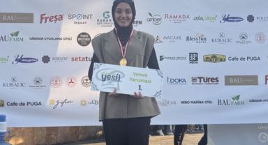 Giresun Üniversitesi Öğrencisi Ayşe Fatma Gündüz’e Gastronomi Yarışmasında Birincilik Ödülü