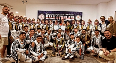 Giresun Üniversitesi Türk Halk Oyunları Topluluğu'ndan Türkiye Halk Dansları Şampiyonasında Büyük Başarı