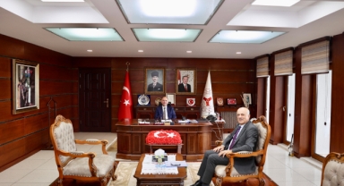 Giresun Valisi Serdengeçti, TÜİK Trabzon Bölge Müdürü Çapoğlu'ndan Tarım Sayımı Hakkında Bilgi Aldı