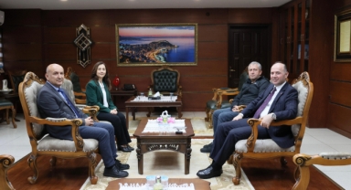 Giresun Valisi Serdengeçti, Akademisyen Konuklarını Ağırladı