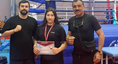 Giresunlu Boksör İrem Acar’dan Türkiye Üçüncülüğü!