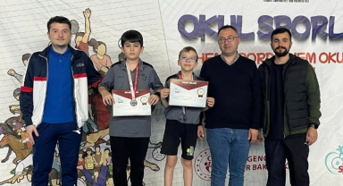 Giresunlu Öğrencilerden Masa Tenisinde Büyük Başarı