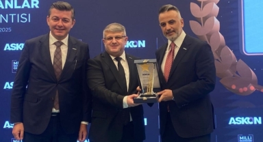 İstihdam Ödüllü İş İnsanı Türk'ün Gurur Günü: Bir Ödül de ASKON’dan Geldi